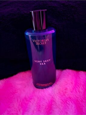 Very Sexy Sea